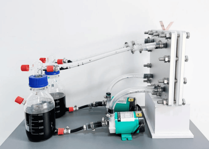 Lab-eskala Vanadioa Redox Flow Bateria (3W / 20W / 100W)